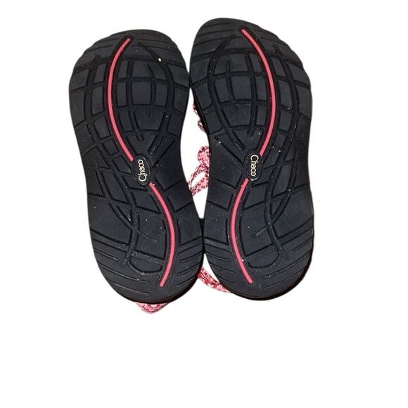 Chaco Black and Pink Strappy Sandals Size 6 - Picture 5 of 6